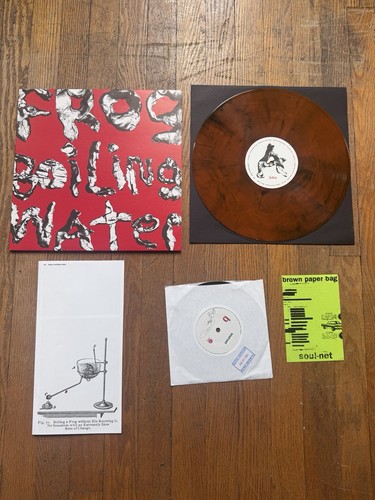 Diiv frog boiling water - -,